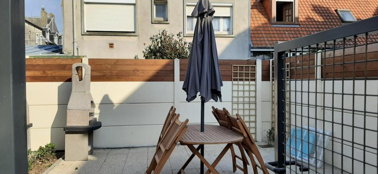 Apartmán Graines Au Vent Berck Exteriér fotografie